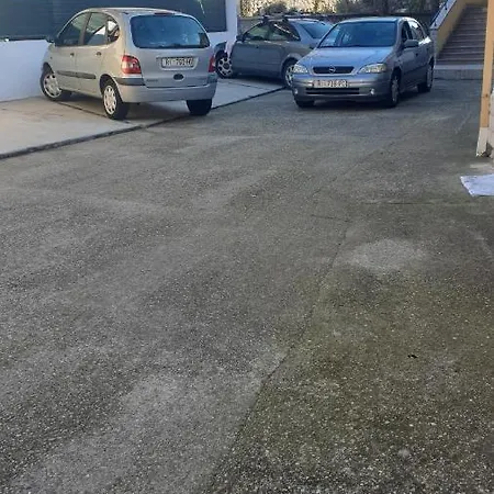 Pobri App3 Apartament