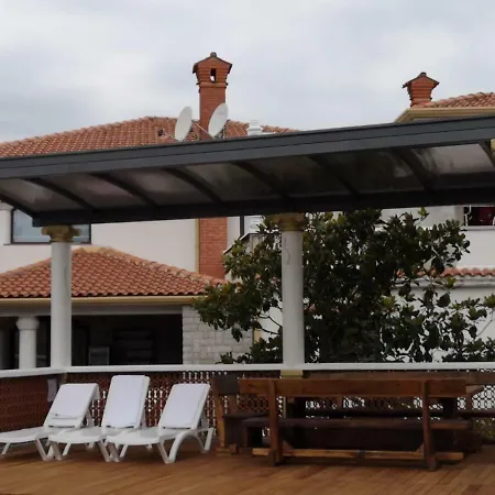 Pobri App3 Apartamento