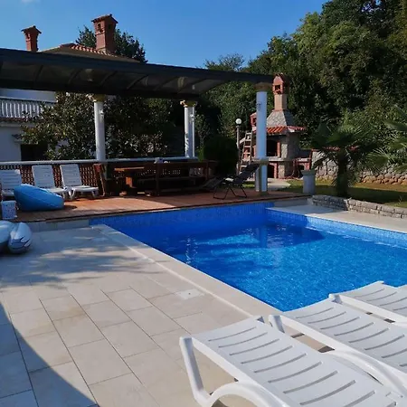 Pobri App3 Apartman Matulji