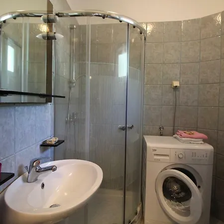 Pobri App3 Apartment