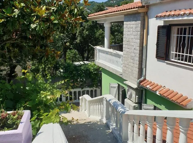 Appartement Pobri App3 *